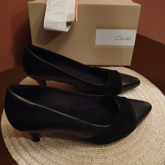 Clarks Pumps - Picture 2 of 3